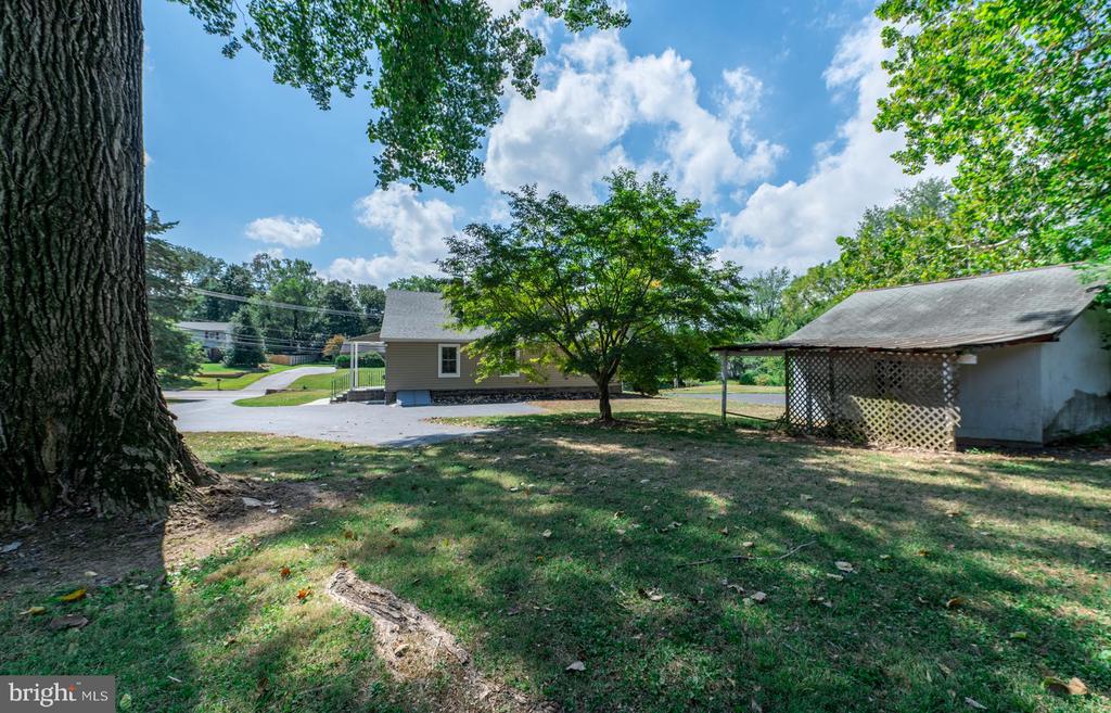 295 SWEDESFORD ROAD