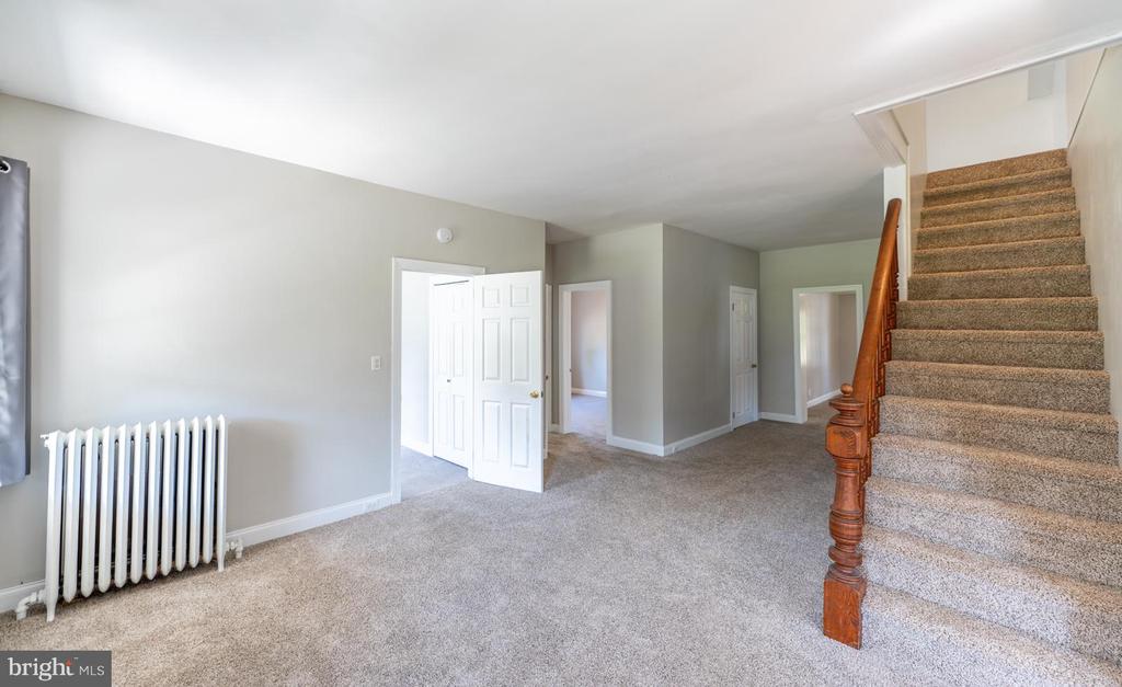 295 SWEDESFORD ROAD