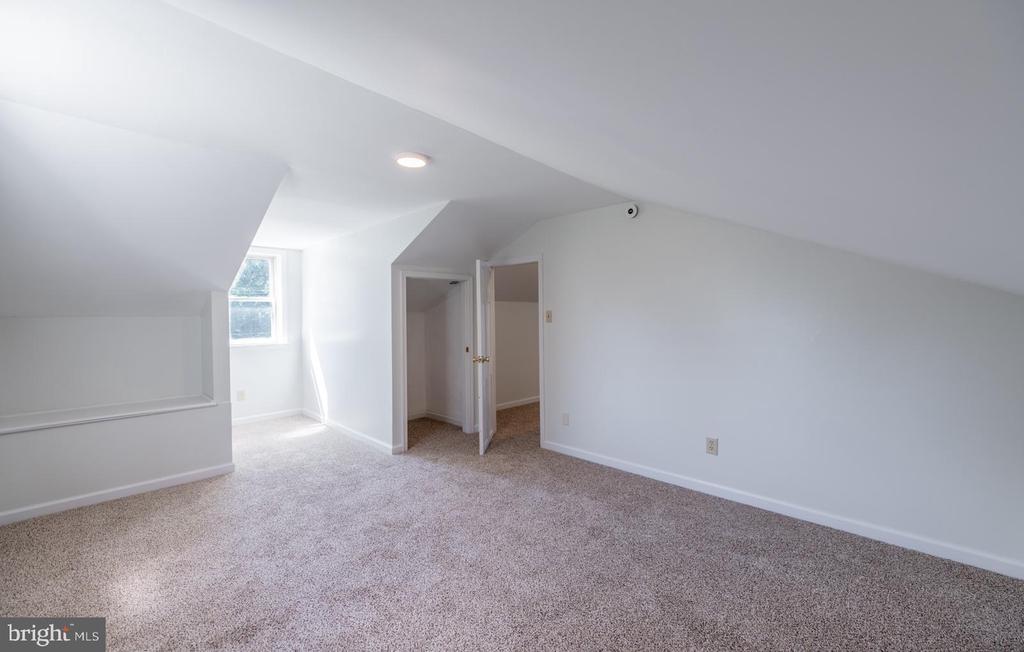 295 SWEDESFORD ROAD