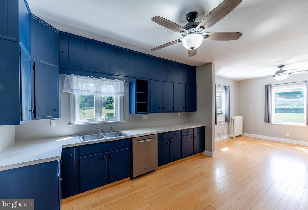 295 SWEDESFORD ROAD