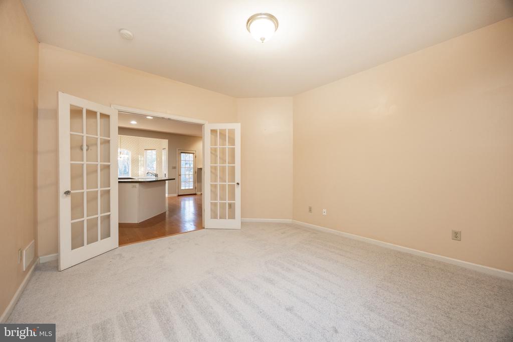 1425 TELEGRAPH ROAD