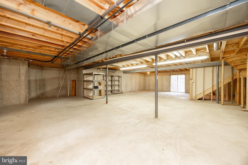 1425 TELEGRAPH ROAD