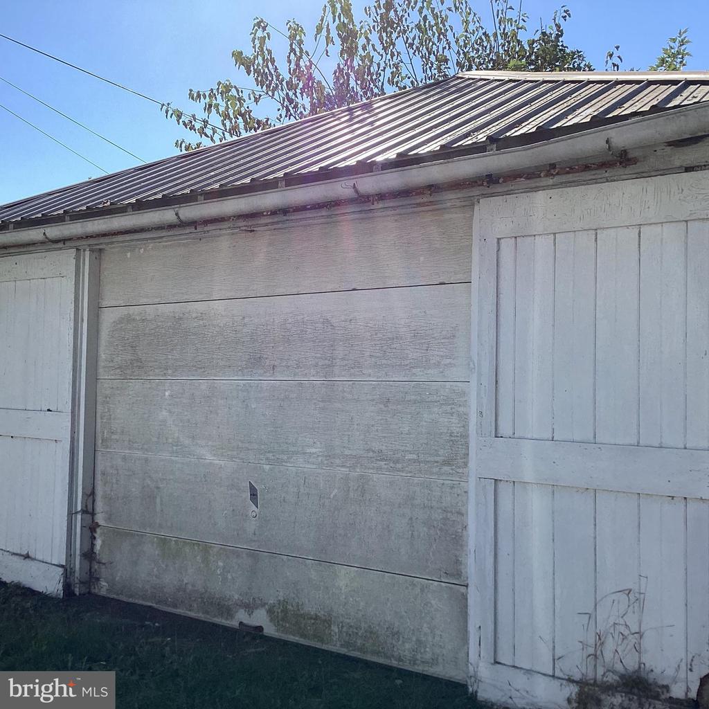 257 MAPLE STREET