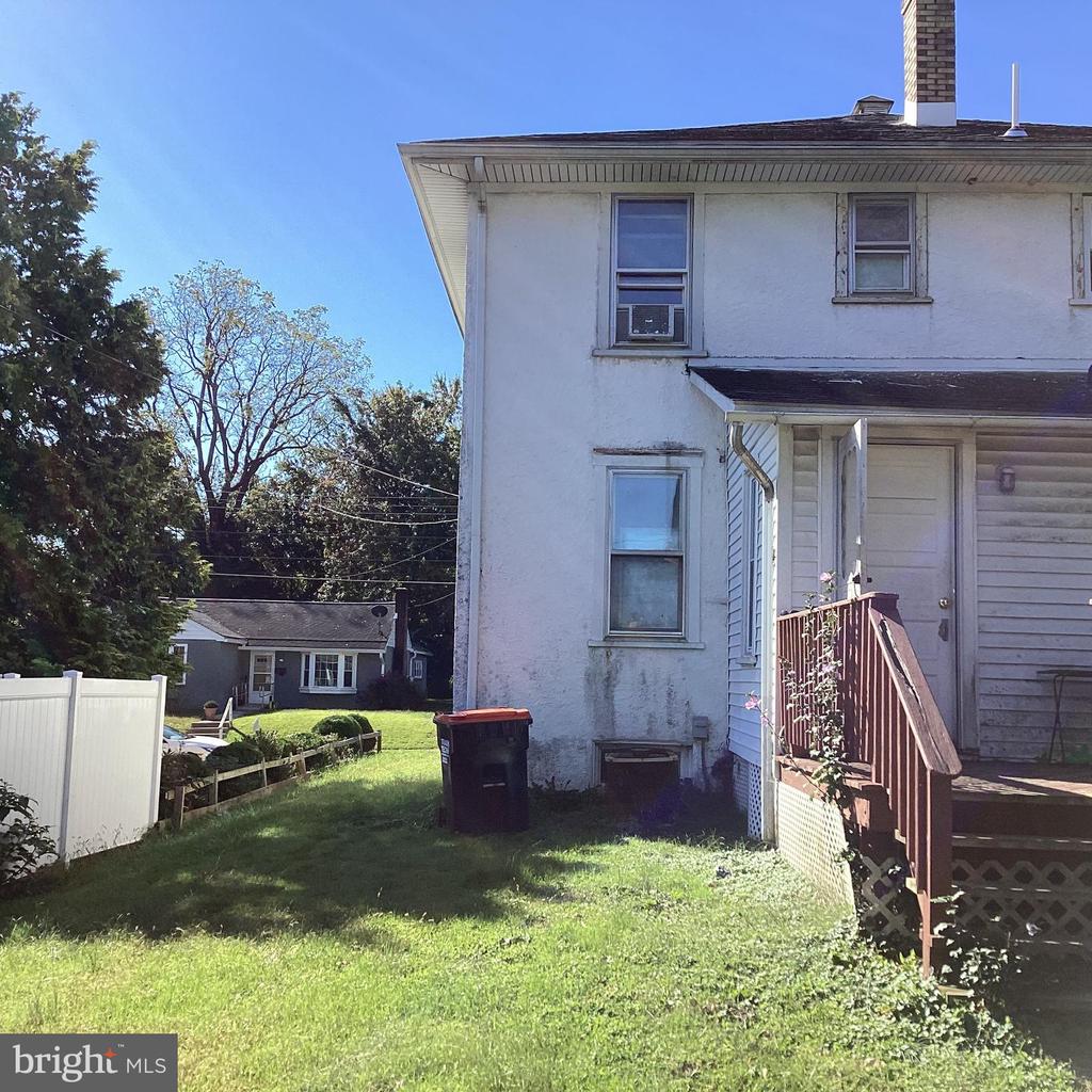257 MAPLE STREET