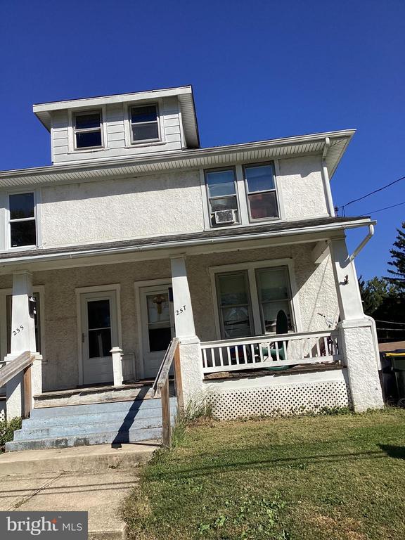 257 MAPLE STREET