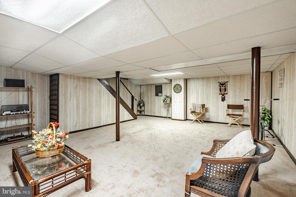 503 WARREN ROAD