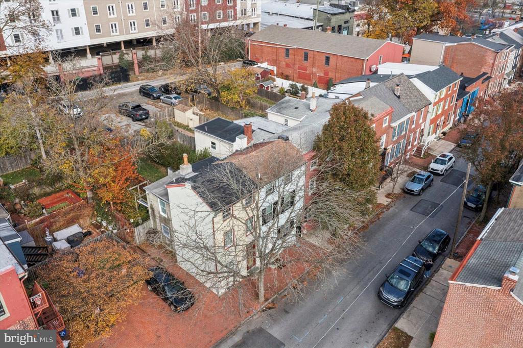 113 E MINER STREET