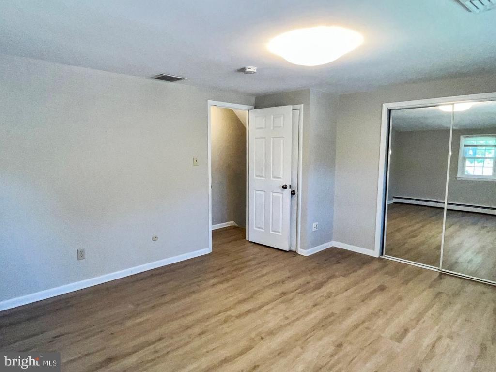 1526 TELEGRAPH ROAD