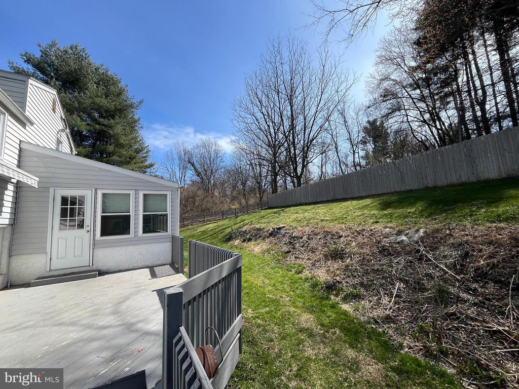1526 TELEGRAPH ROAD