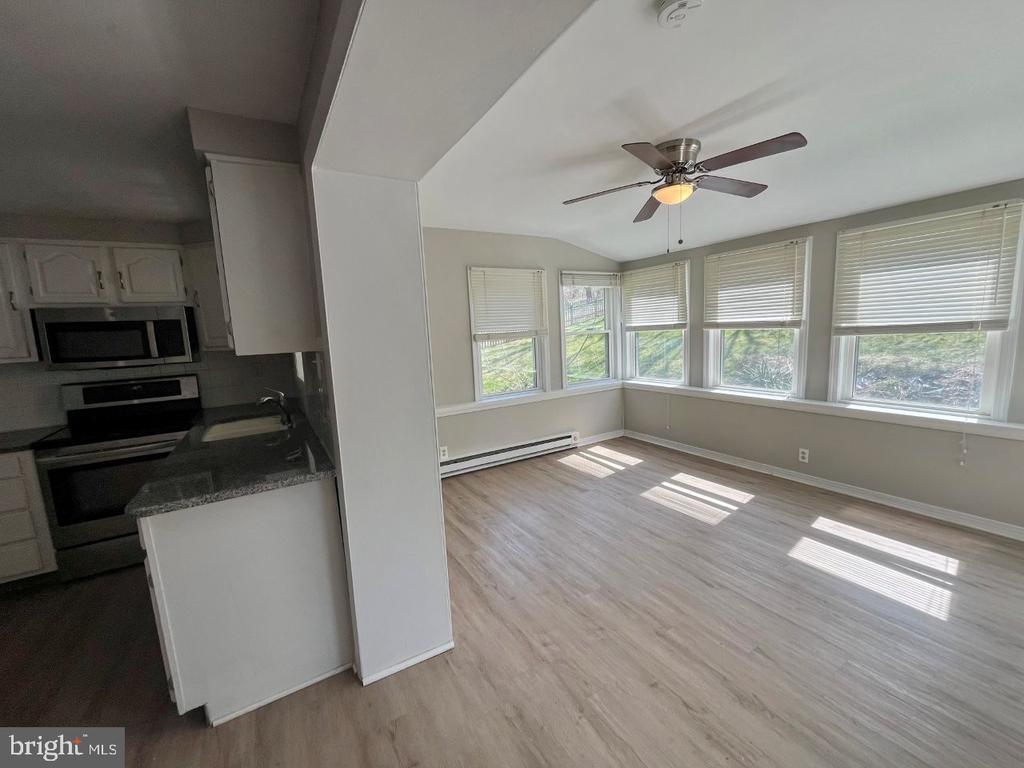 1526 TELEGRAPH ROAD