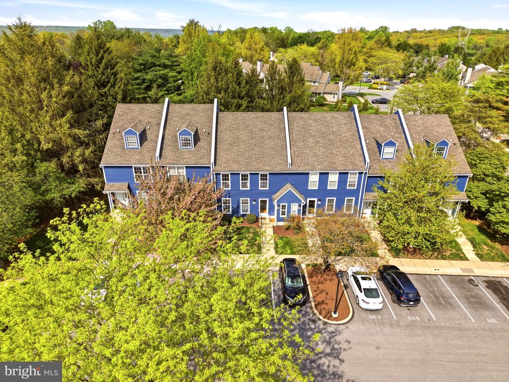 965 ROUNDHOUSE COURT