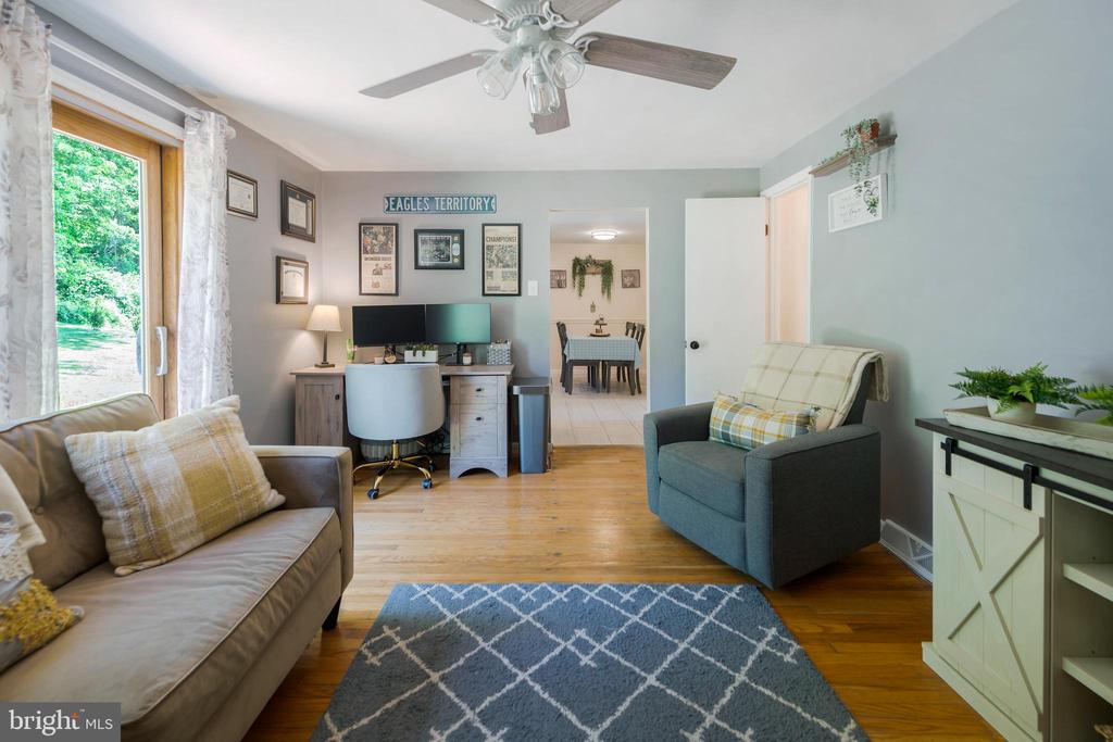 301 DULLES DRIVE