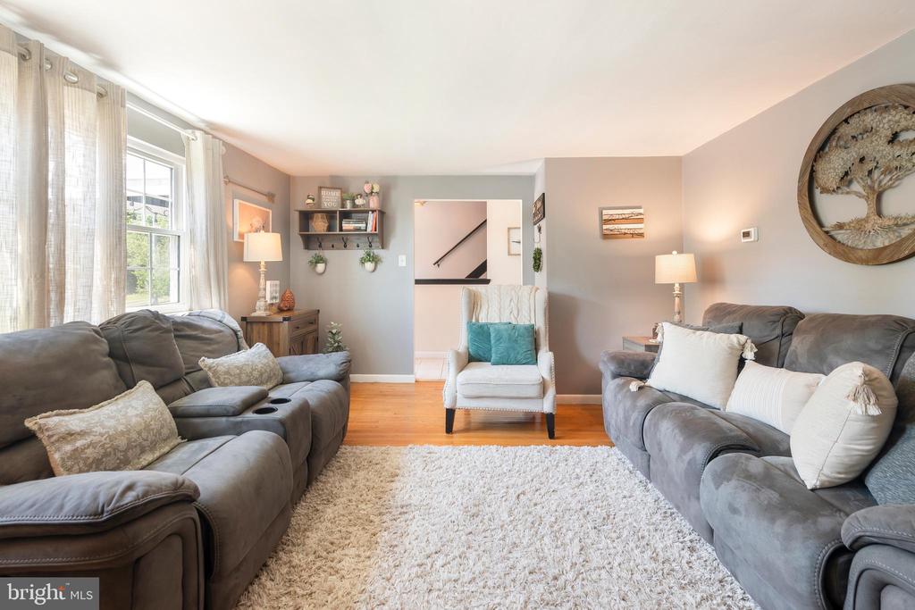 301 DULLES DRIVE