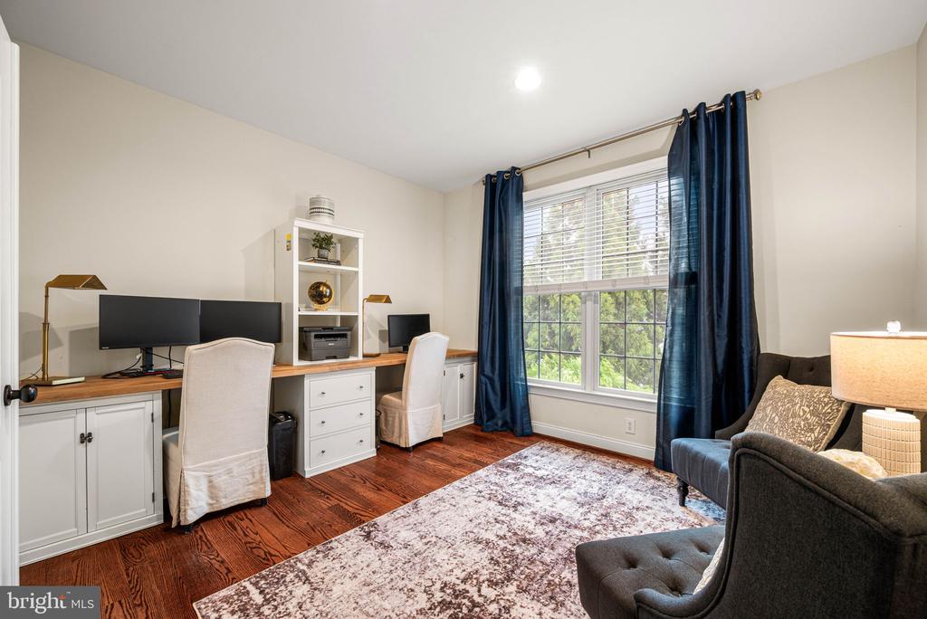 1462 STOCK GRANGE ROAD