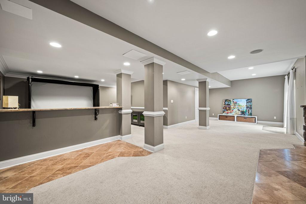 1462 STOCK GRANGE ROAD