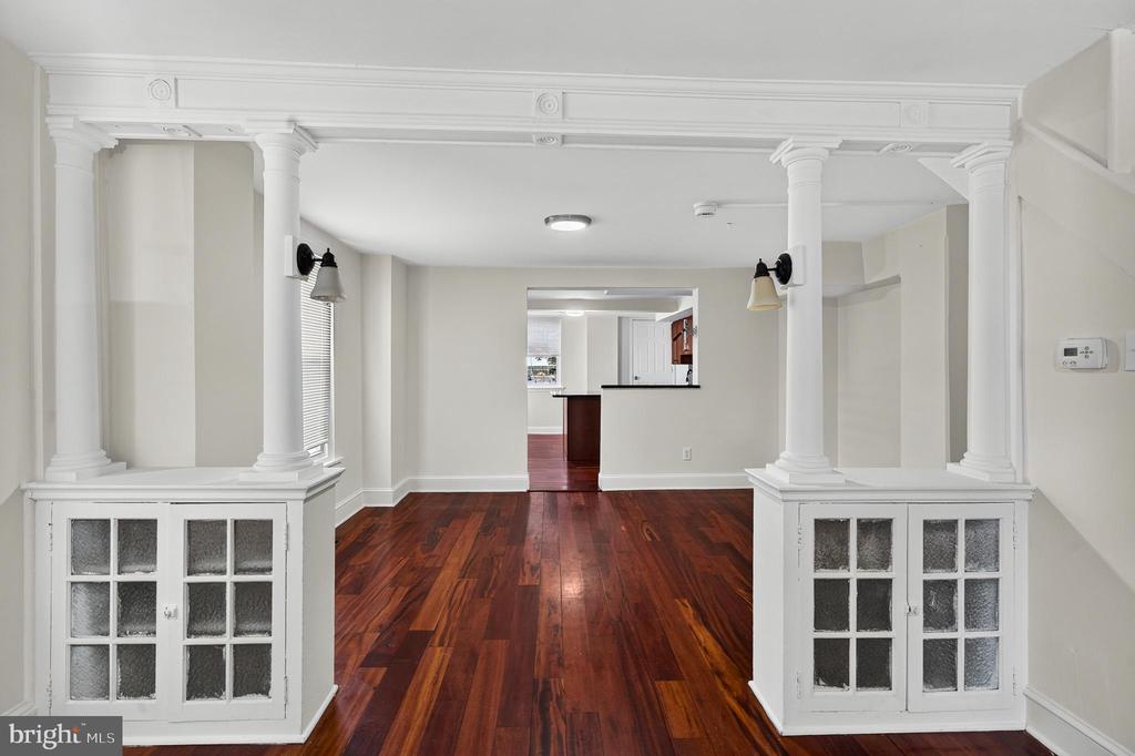 223 N NEW STREET