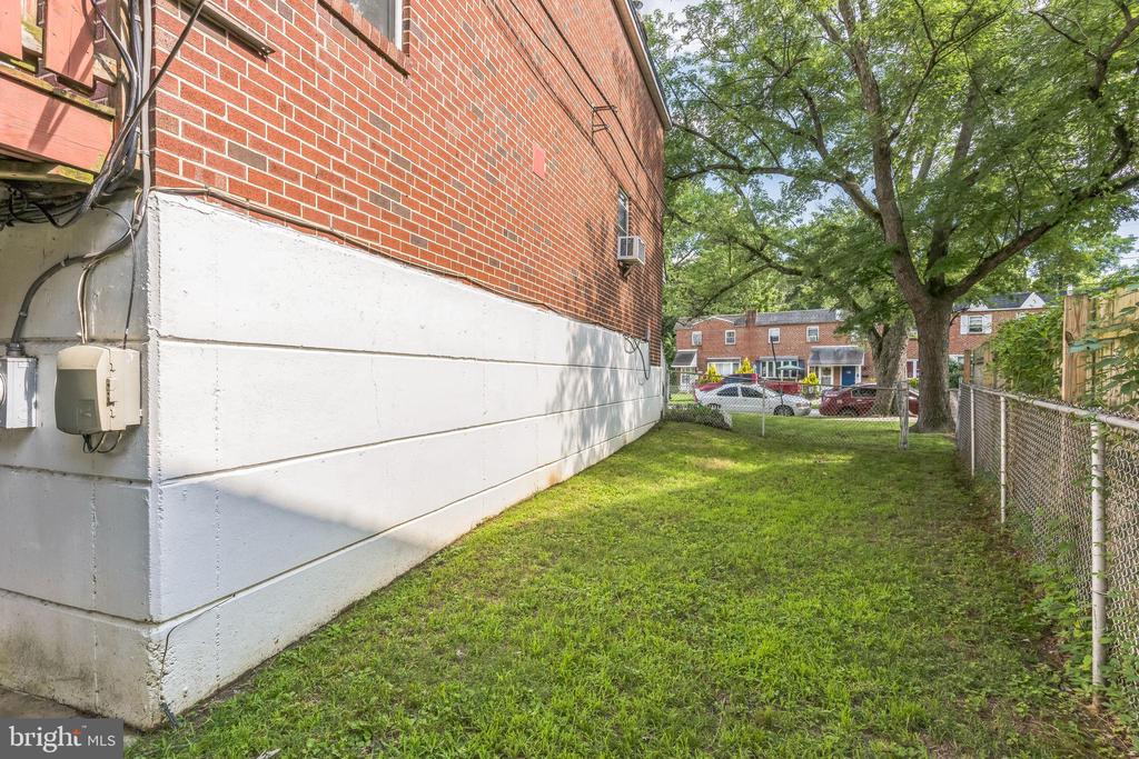 1681 POWELL ROAD