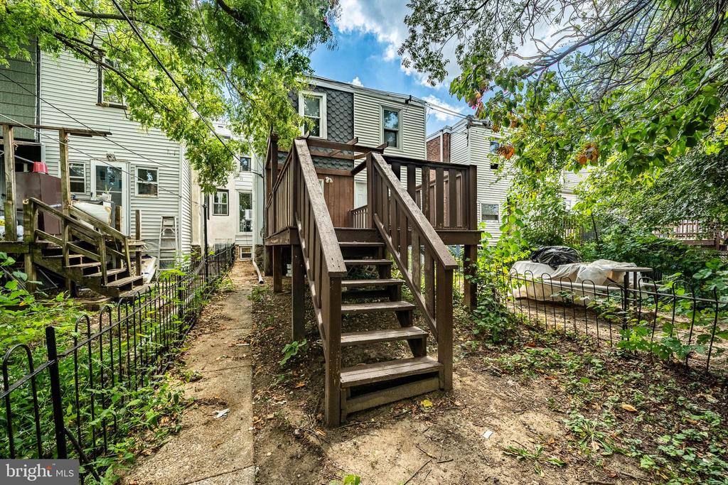 34 N KEYSTONE AVENUE