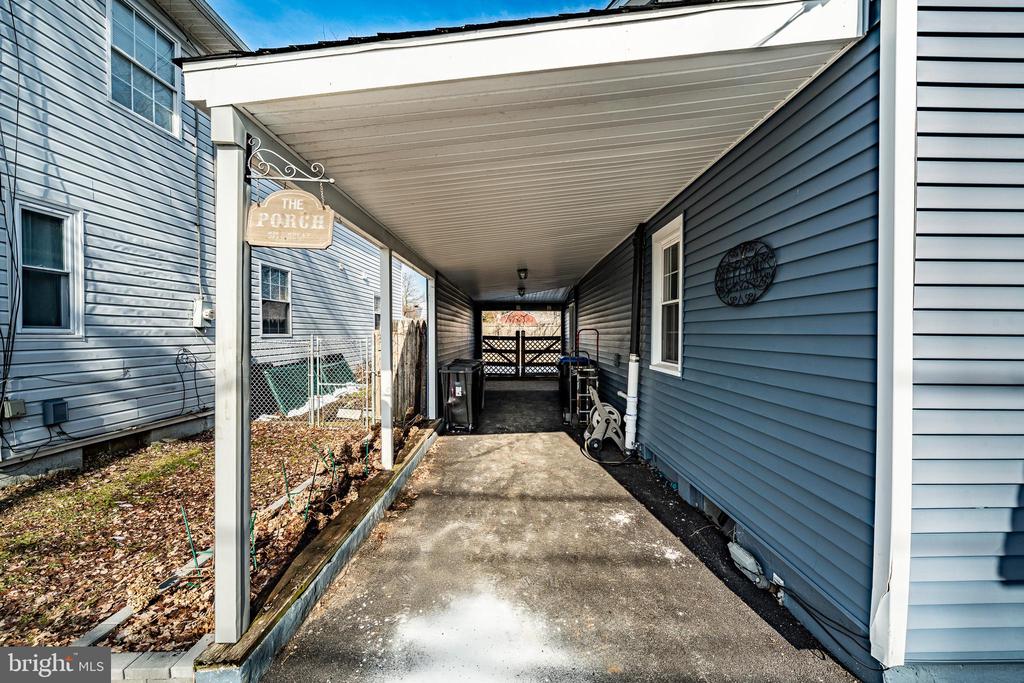 1342 CHERRY STREET