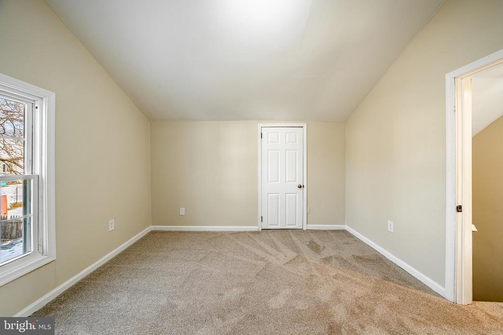 1342 CHERRY STREET