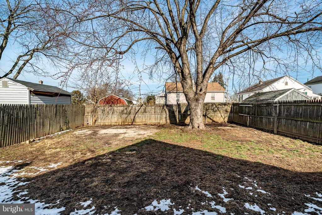 1342 CHERRY STREET