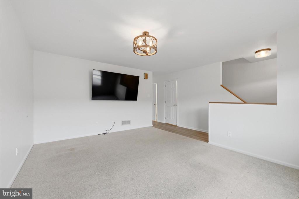 230 SULKY WAY