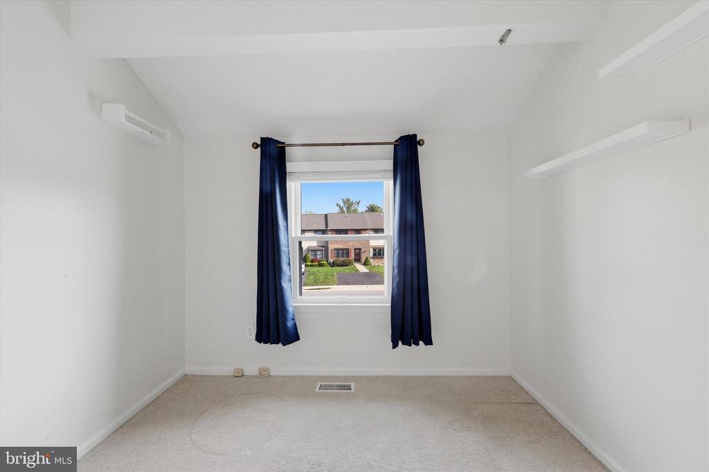 230 SULKY WAY