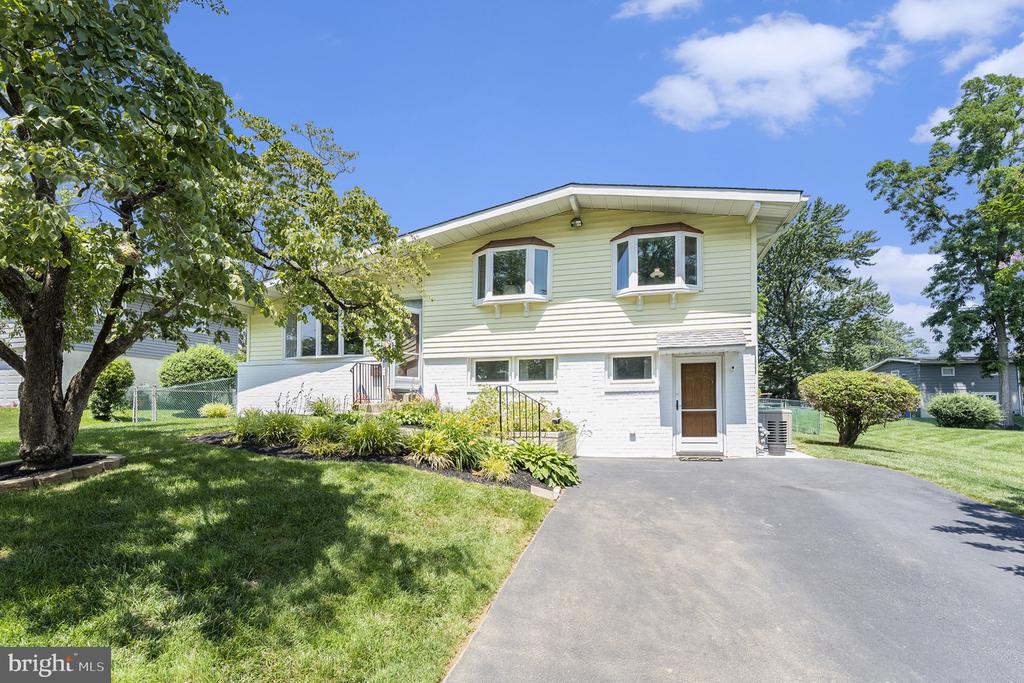 2108 SIERRA ROAD