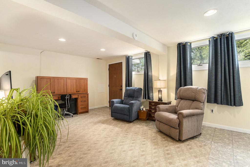 2108 SIERRA ROAD