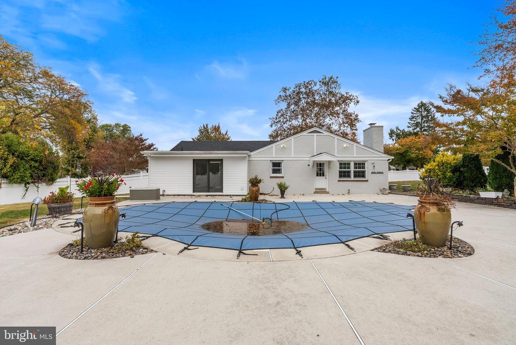 351 RIVERVIEW ROAD