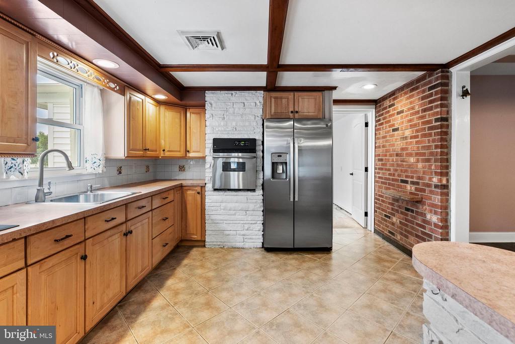 351 RIVERVIEW ROAD