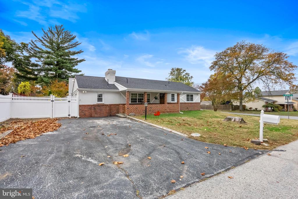 351 RIVERVIEW ROAD