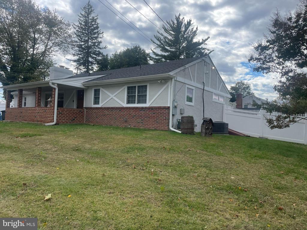 351 RIVERVIEW ROAD