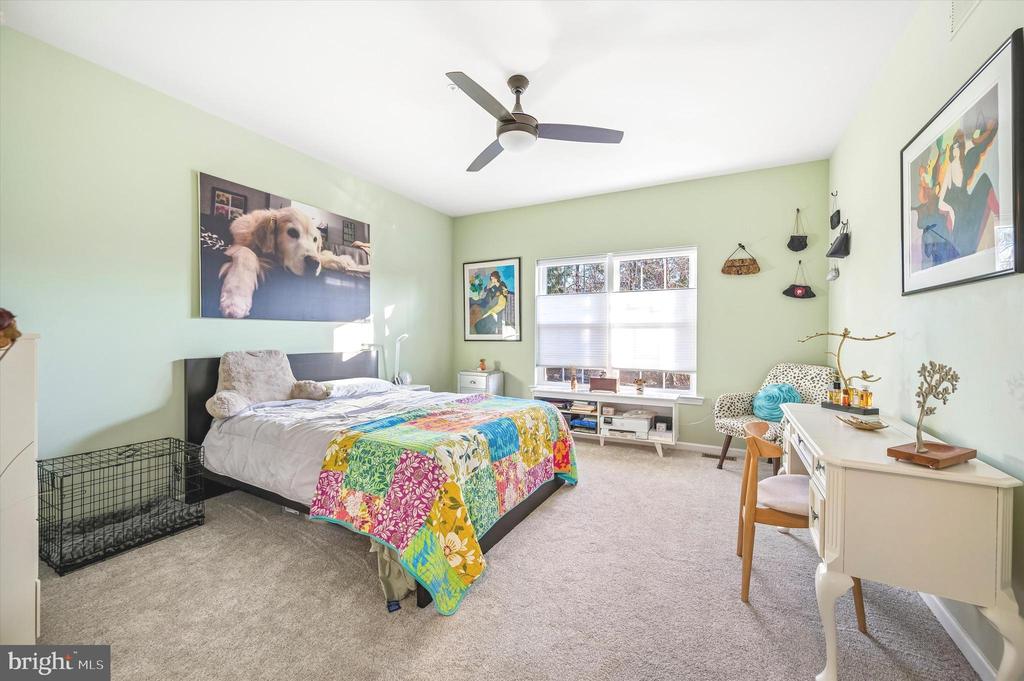 13 STUART DRIVE Unit: 13