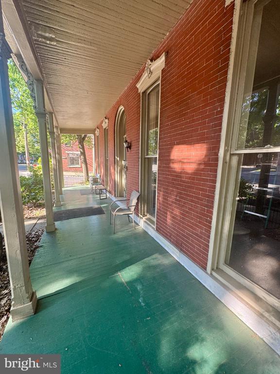 151 N HANOVER STREET Unit: 1