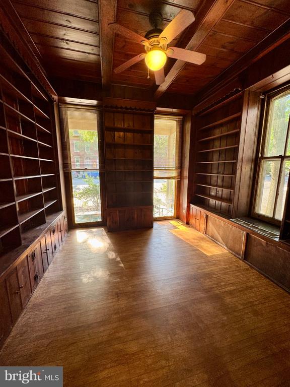 151 N HANOVER STREET Unit: 1