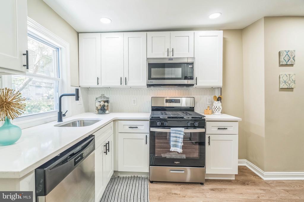226 N 64TH STREET