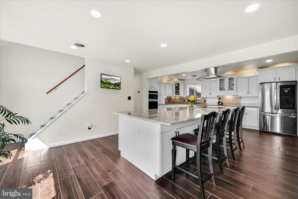 1076 INDIAN COVE