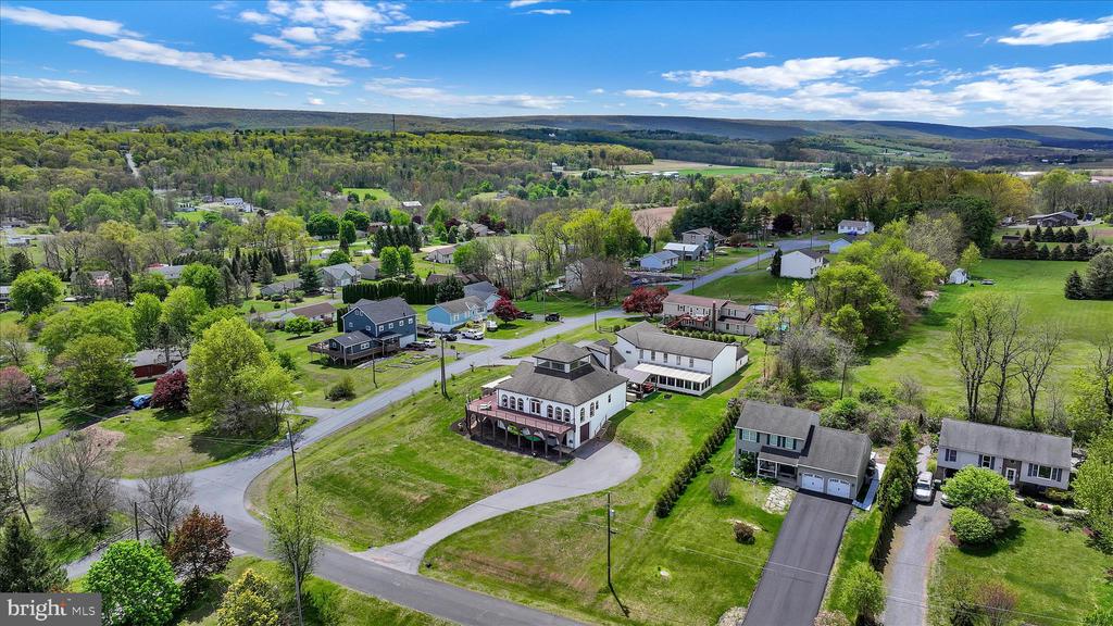 1076 INDIAN COVE