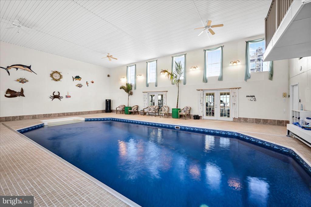 1076 INDIAN COVE