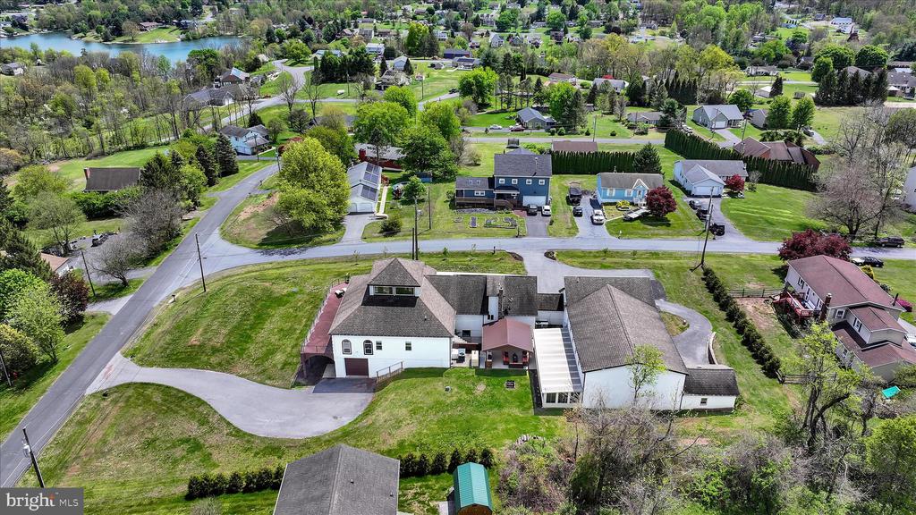 1076 INDIAN COVE