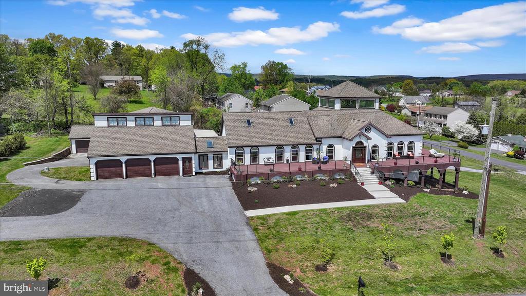 1076 INDIAN COVE