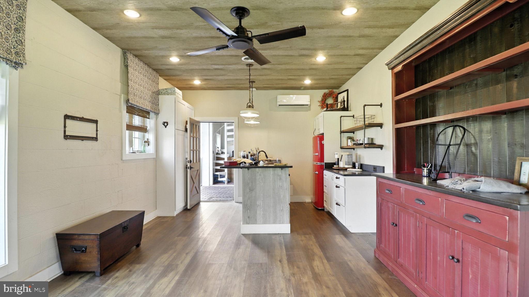 11305 Riverview Rd