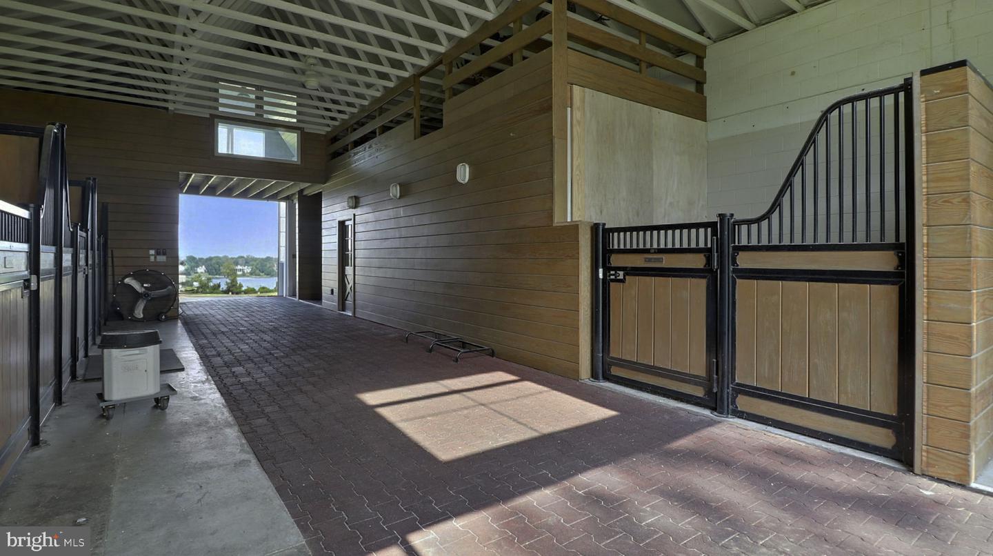 11305 Riverview Rd