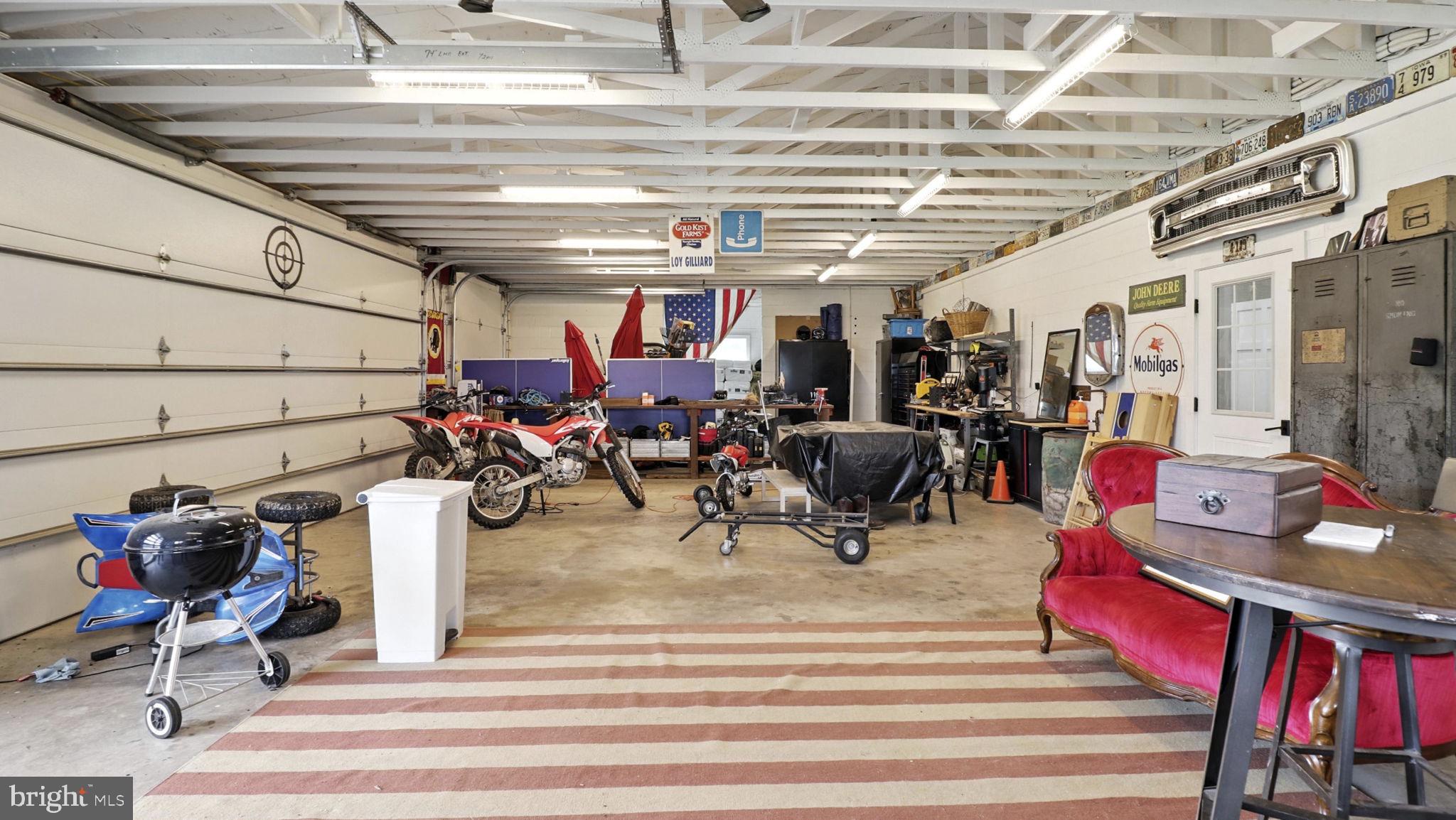 11305 Riverview Rd