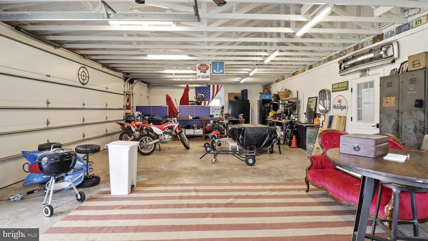 11305 Riverview Rd
