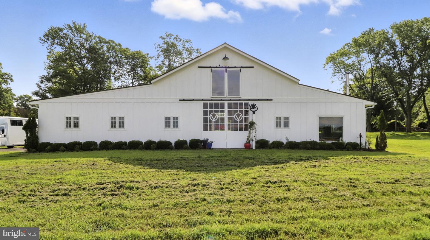 11305 Riverview Rd