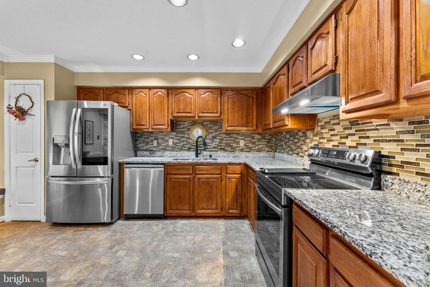 8091 Whitlers Creek Ct