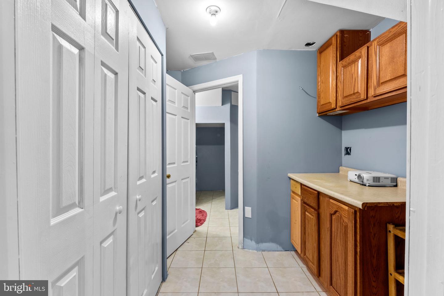 8091 Whitlers Creek Ct