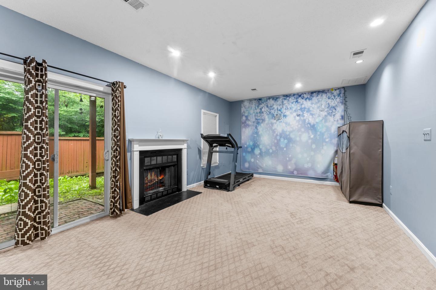 8091 Whitlers Creek Ct